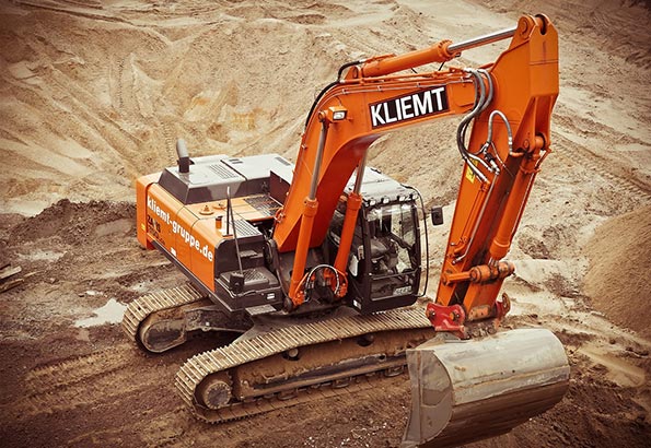 推土机日常保养与维护:让设备始终保持最佳状态